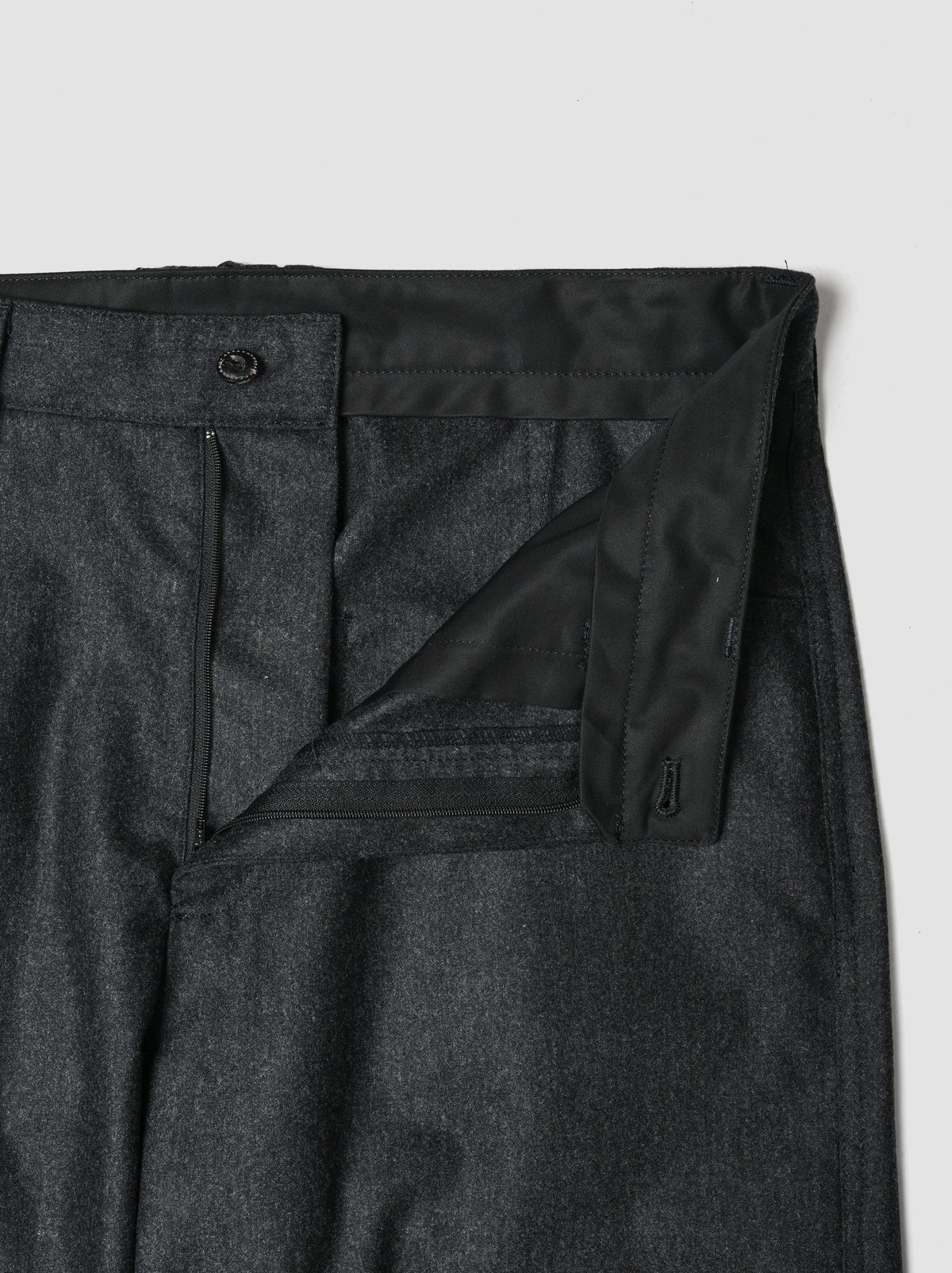 calmato / fragment_pt_09 -charcoal