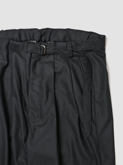 ANCELLM / WOOL SATIN BELT-LESS SLACKS -BLACK