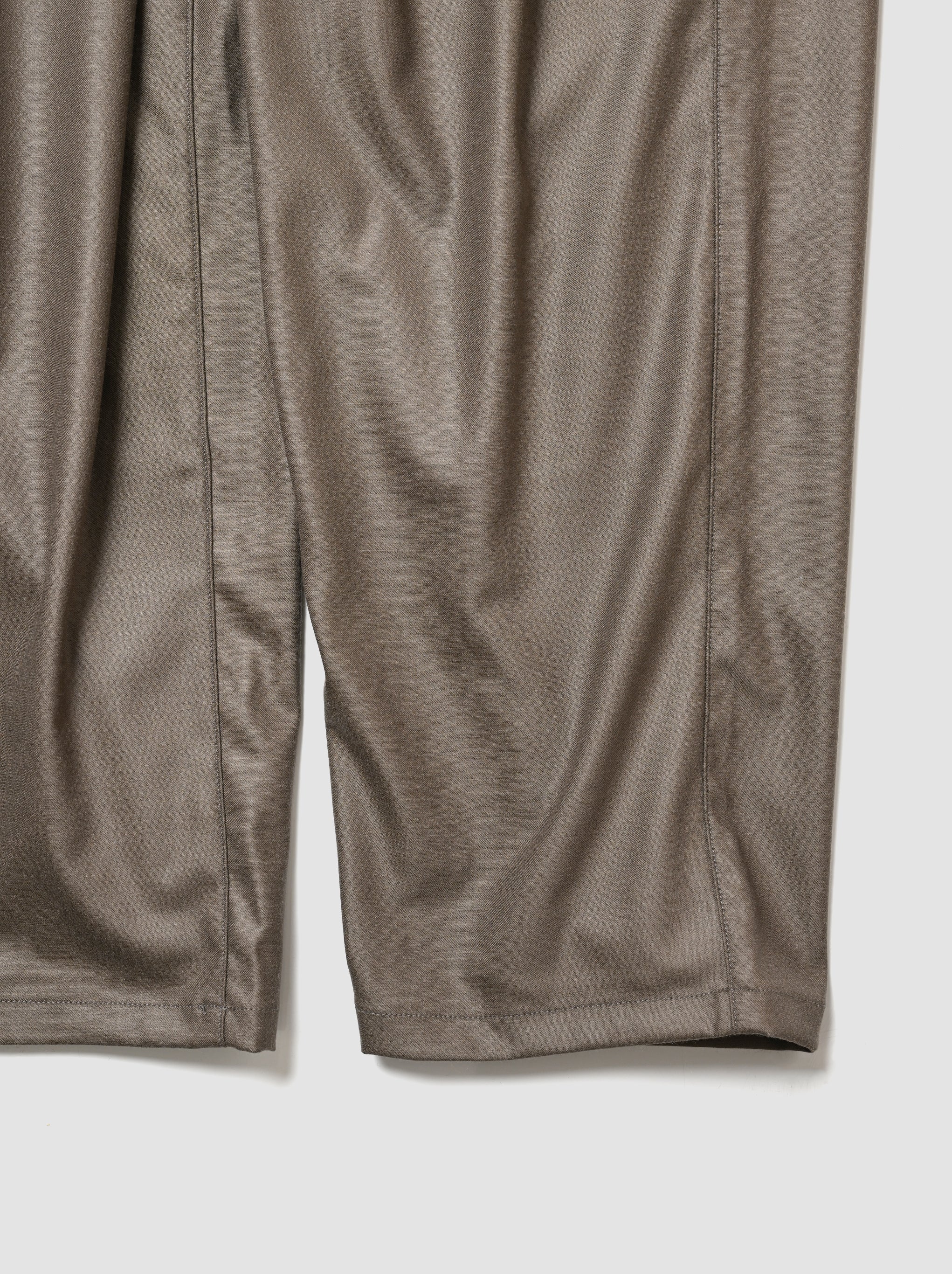 ANCELLM / WOOL SATIN BELT-LESS SLACKS -CHARCOAL – and father