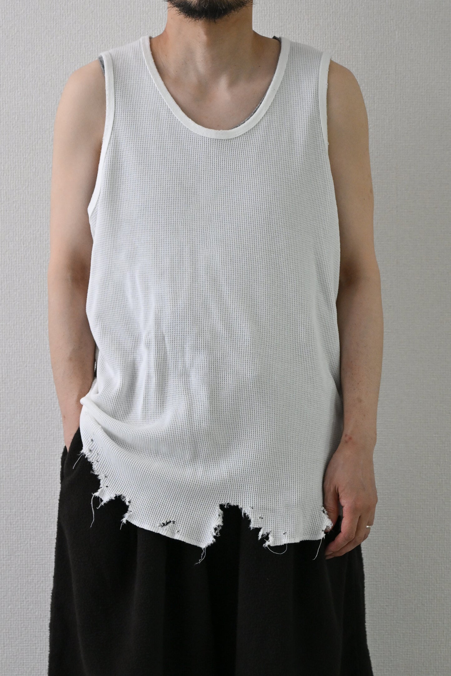 ANCELLM / DAMAGE WAFFLE TANK -WHITE