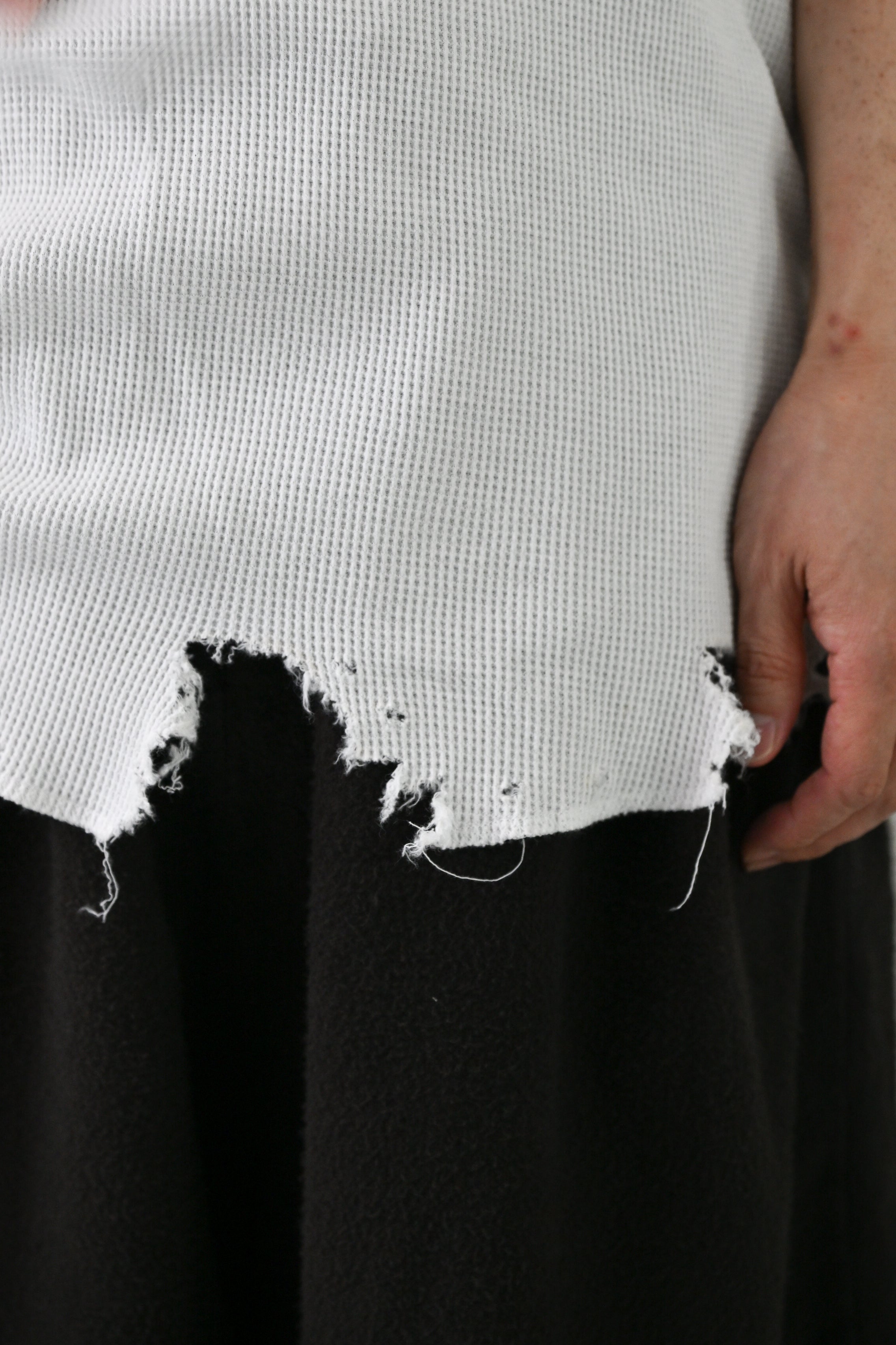 ANCELLM / DAMAGE WAFFLE TANK -WHITE