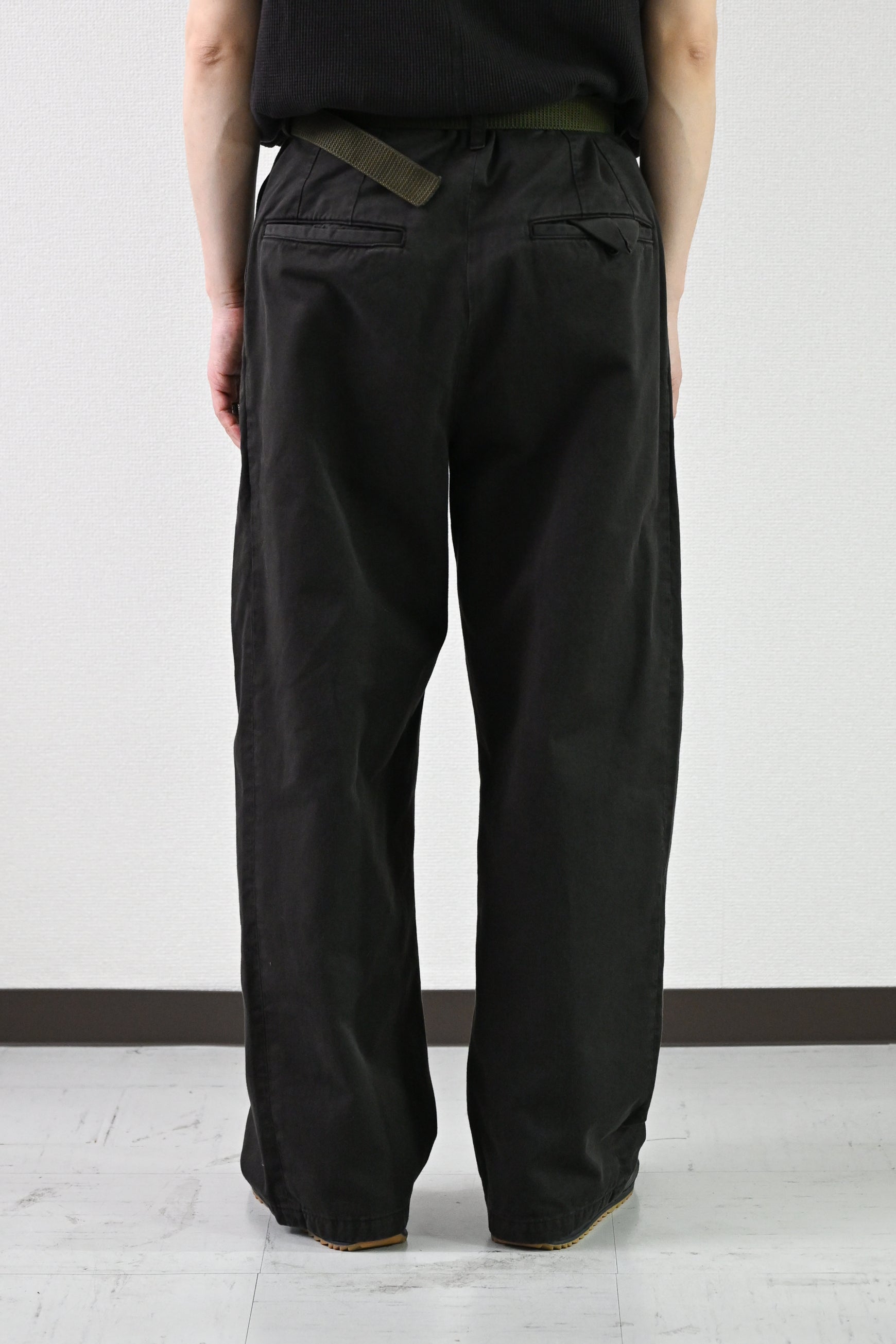 ANCELLM / CHINO SLACKS -BLACK – and father