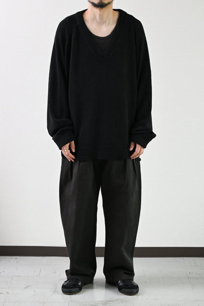 ANCELLM / UV NECK KNIT -BLACK