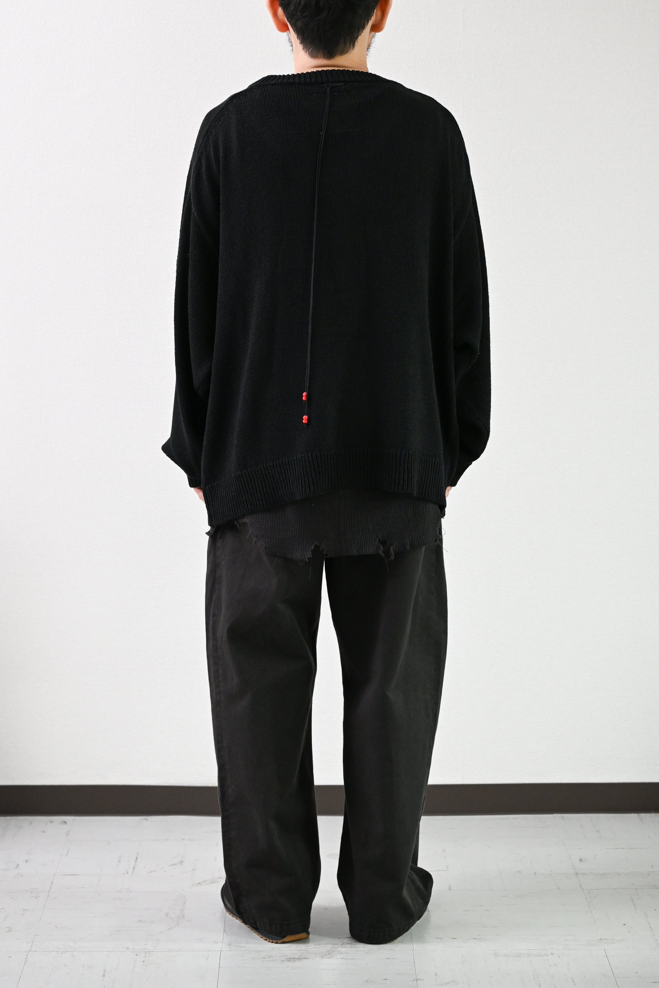 ANCELLM / UV NECK KNIT -BLACK – and father