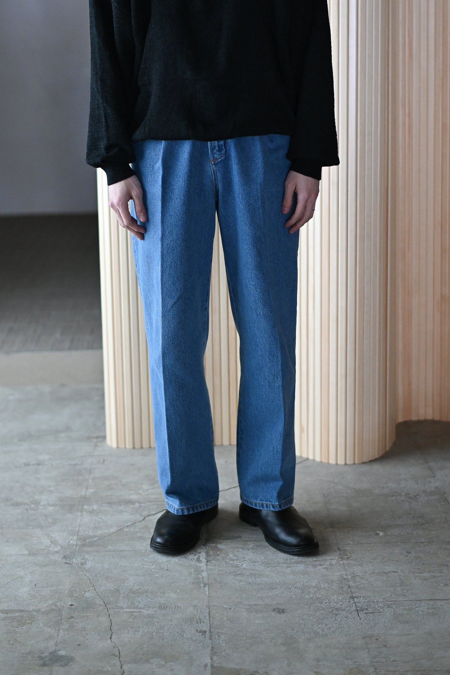 Cristaseya / BLEACHED DENIM PLEATED TROUSERS -Bleached denim