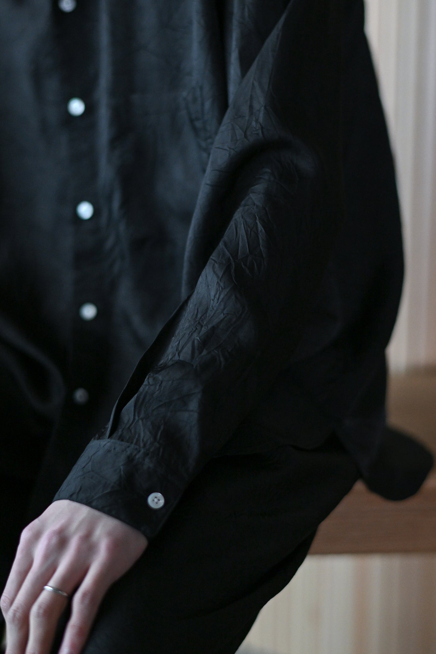 Salvatore Piccolo x Cristaseya / HANDMADE FRINGED MAO COLLAR SHIRT -Black