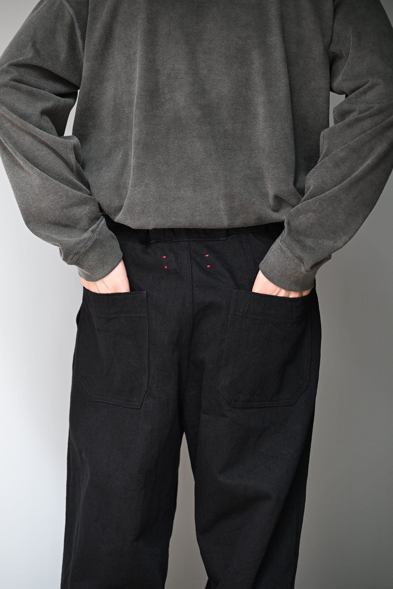 barbell object / belted pt -BLACK – and father