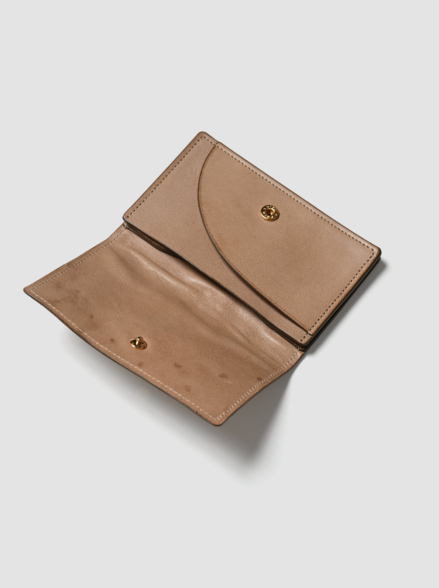forme / <Card case> Ostrich -TAUPE