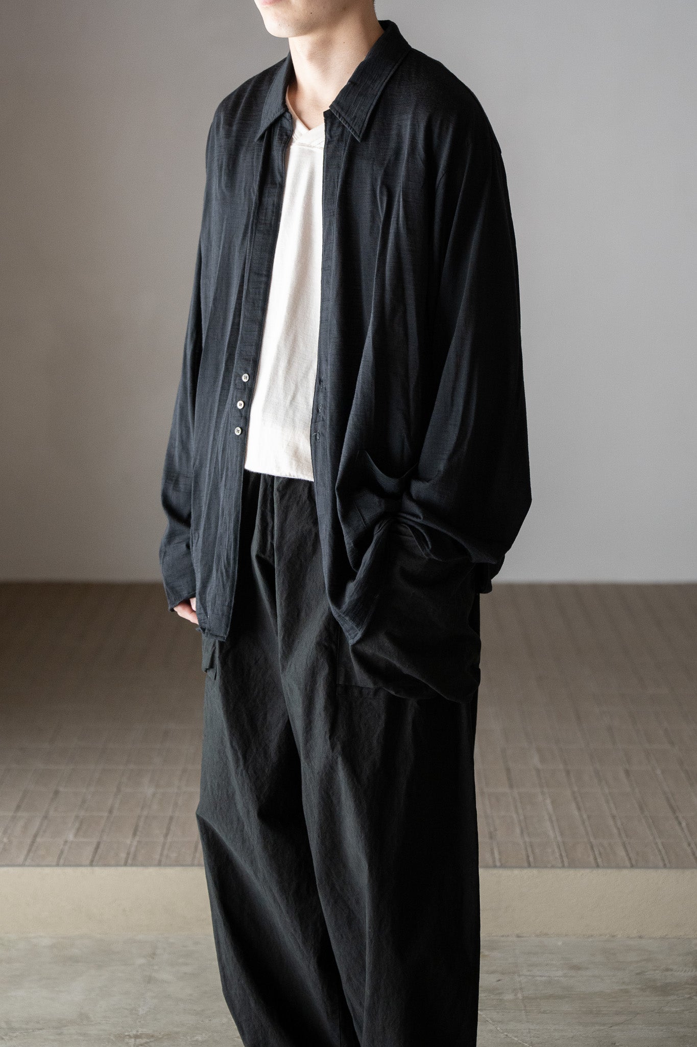barbell object / 3b cardi -BLACK – and father