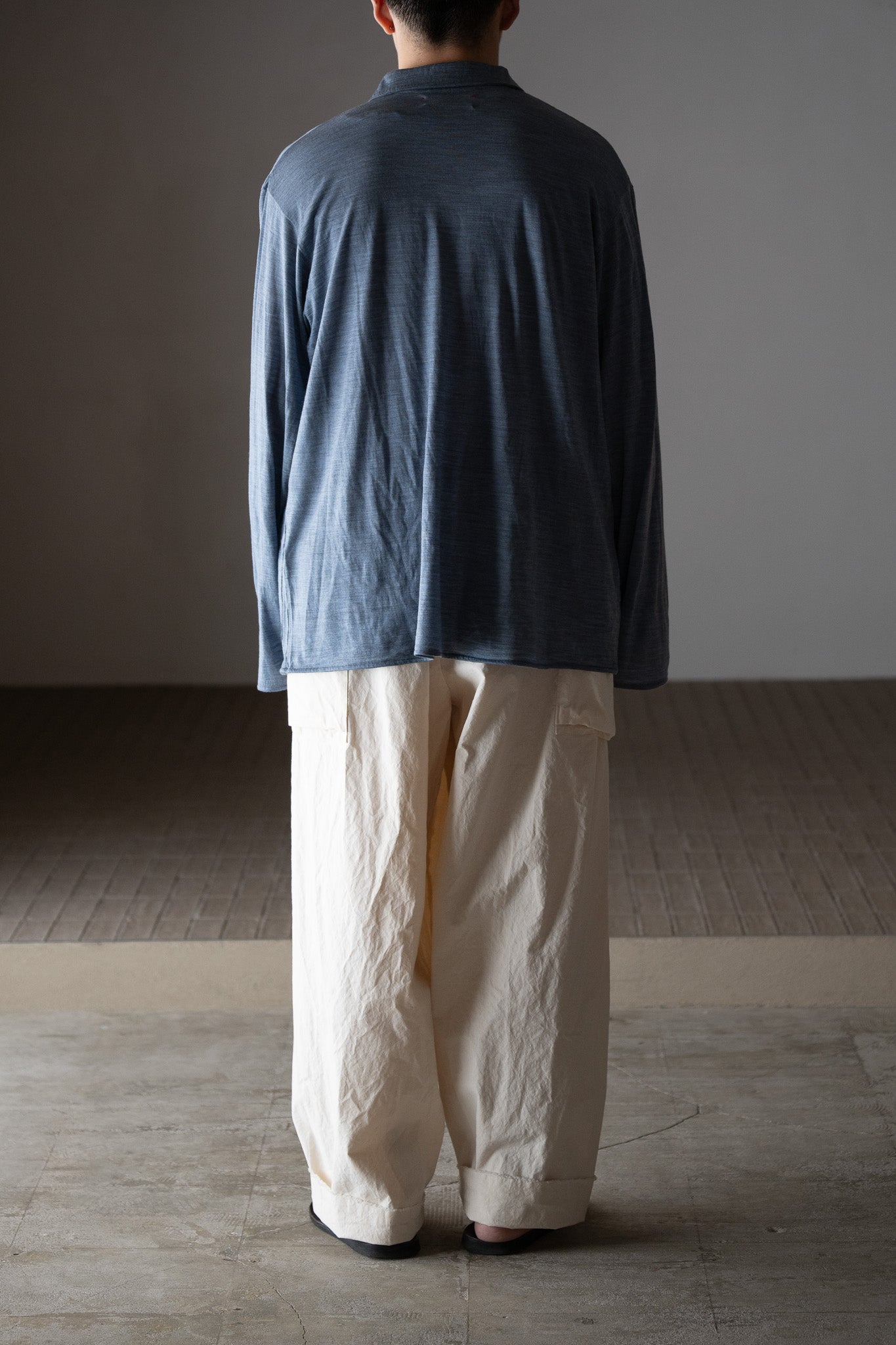 barbell object / 3b cardi -BLUE