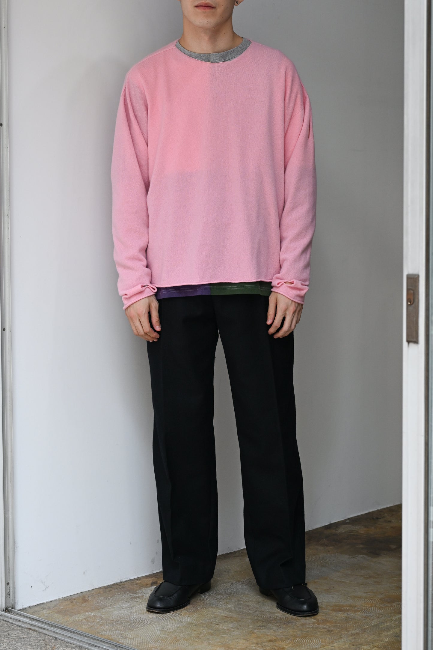 A MACHINE / Raw Edge Sweater in imitation of "Rudi Genreich-1966-Vinyl Mini Dress" -PINK