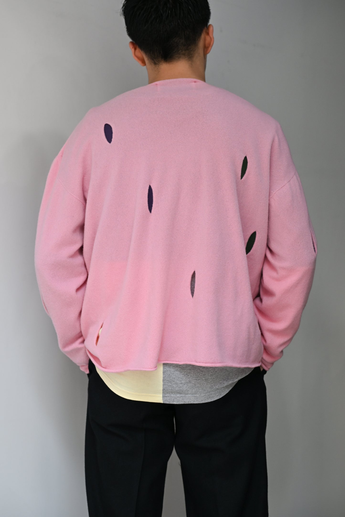 A MACHINE / Raw Edge Sweater in imitation of "Rudi Genreich-1966-Vinyl Mini Dress" -PINK