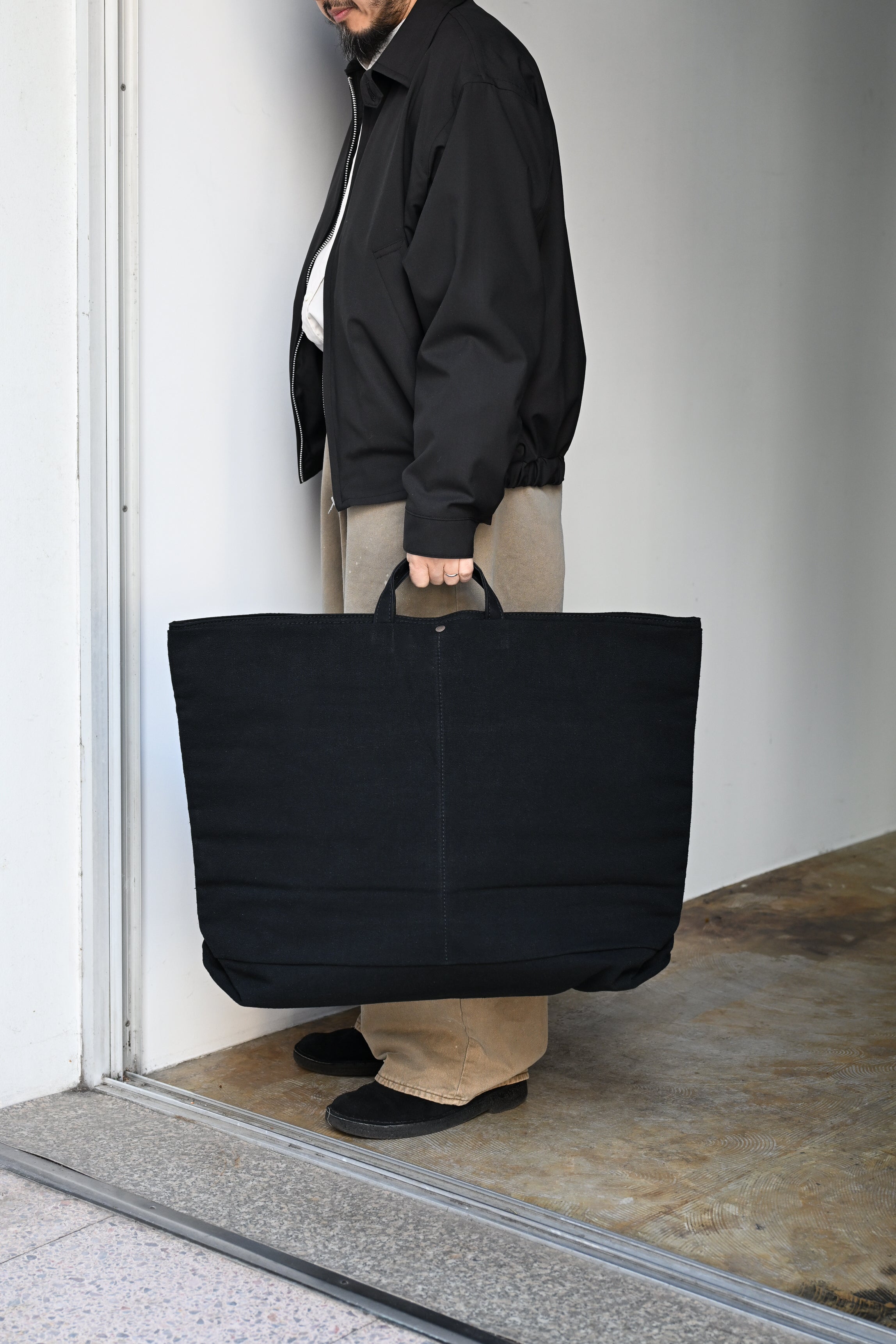 ANCELLM / ANCELLM with This is a(n) C/R DUCK BAG -BLACK – and father
