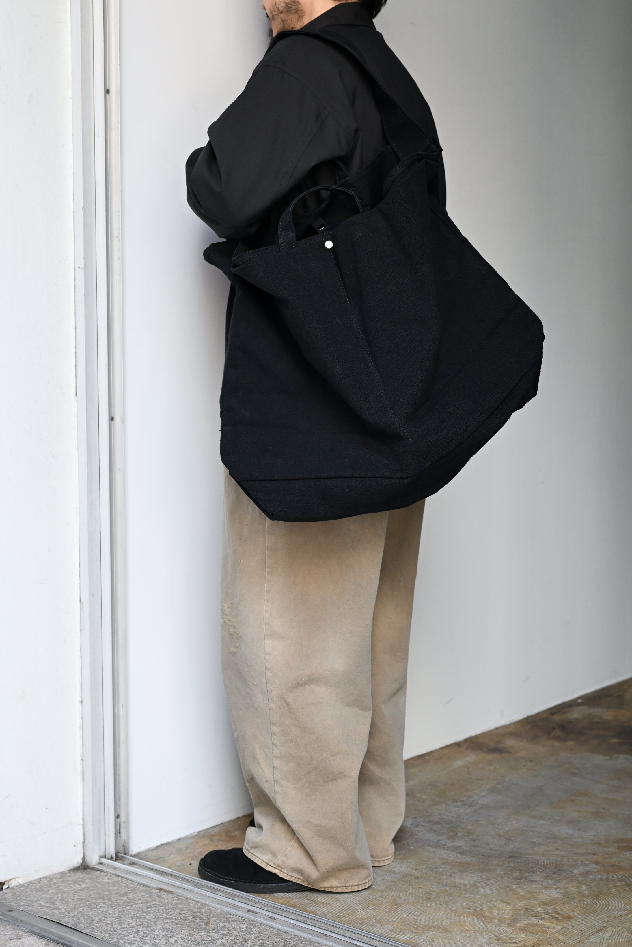 ANCELLM / ANCELLM with This is a(n) C/R DUCK BAG -BLACK – and father