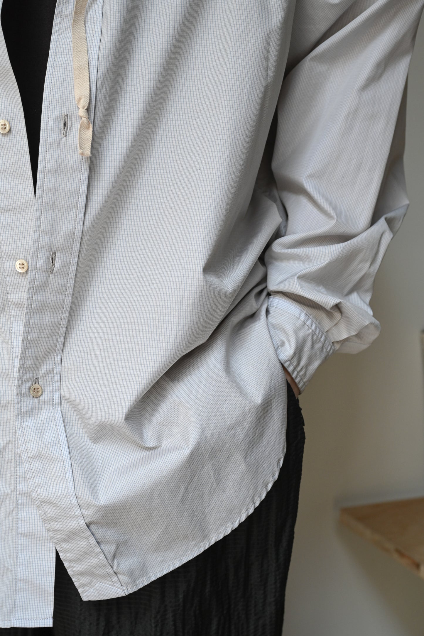 barbell object / tape sh -DULL BEIGE
