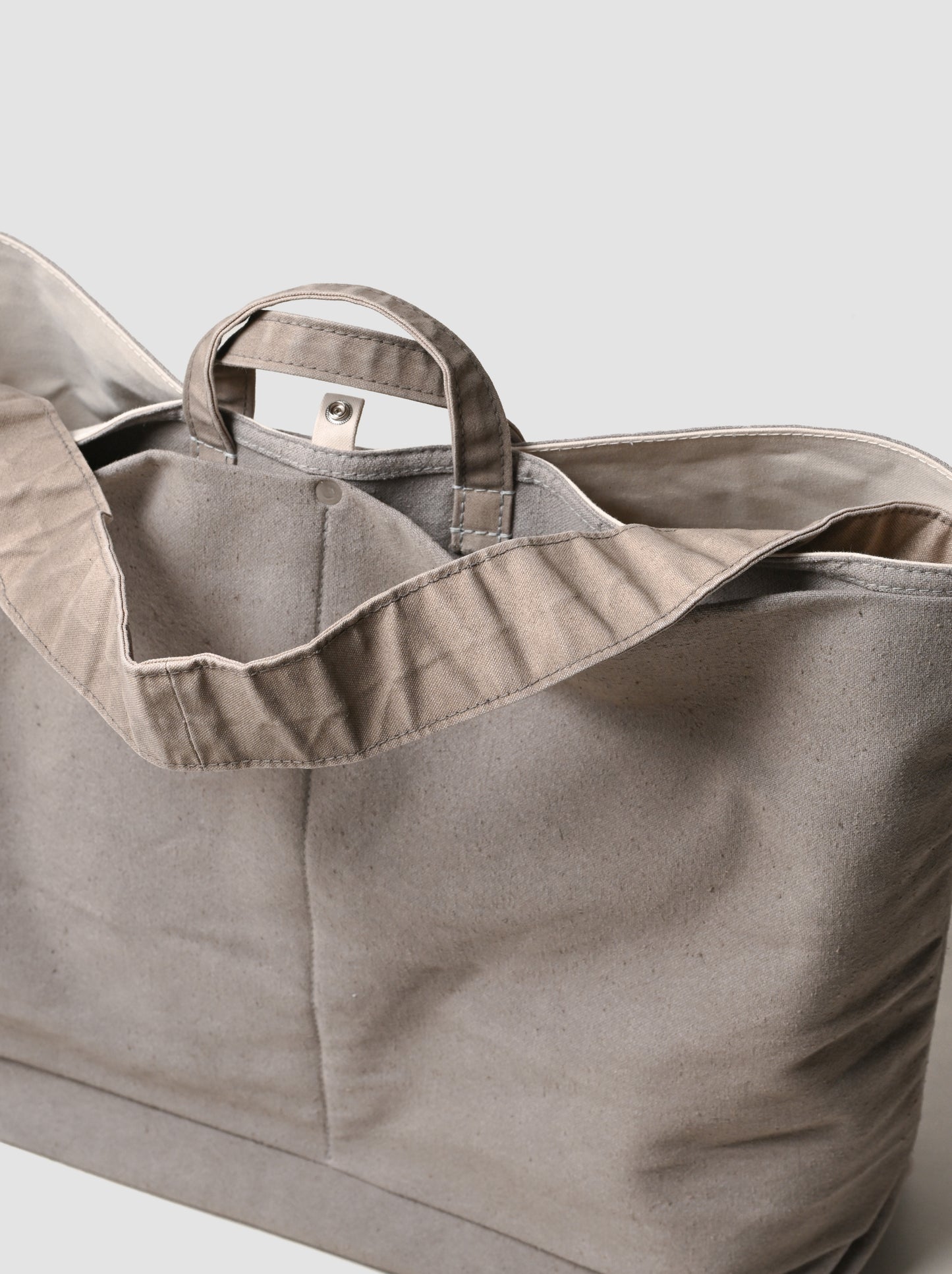 ANCELLM / ANCELLM with This is a(n) C/R DUCK BAG -GREIGE