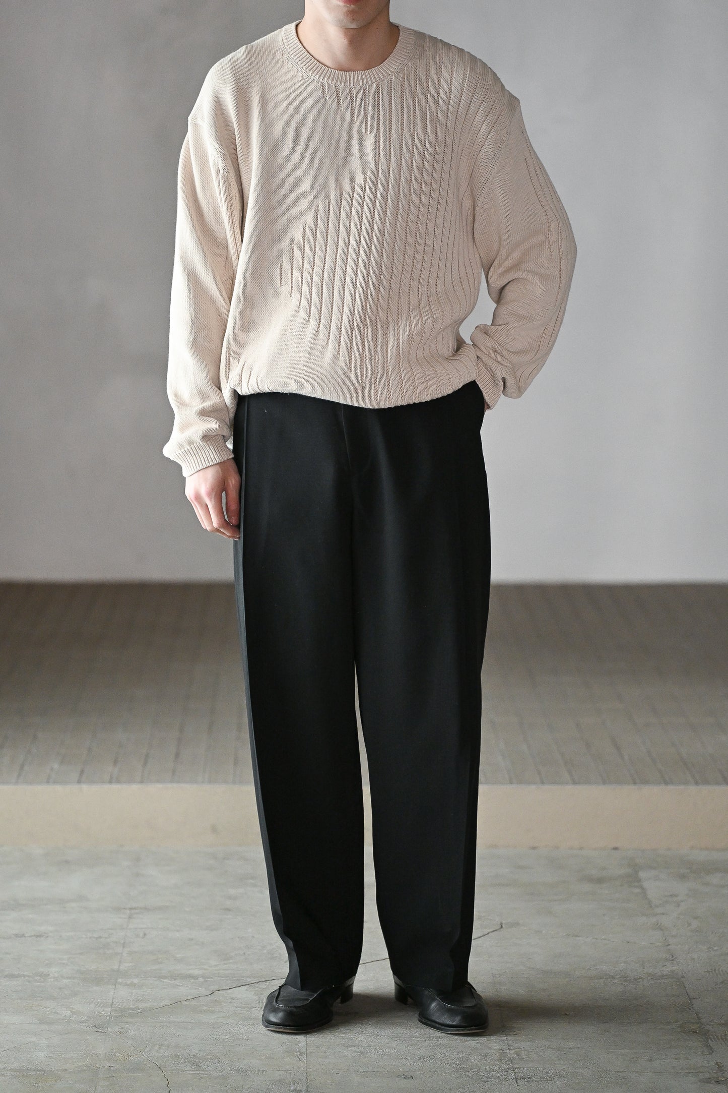 BISOWN / Suoer120's WO PLEATS TUCK SLACKS / MENS -BLACK