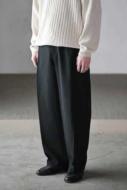 BISOWN / Suoer120's WO PLEATS TUCK SLACKS / MENS -BLACK