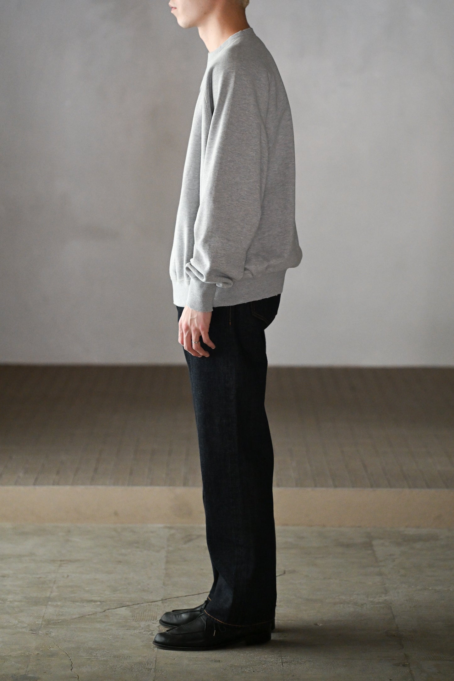 AUBERGE / VAN -TOP GRAY