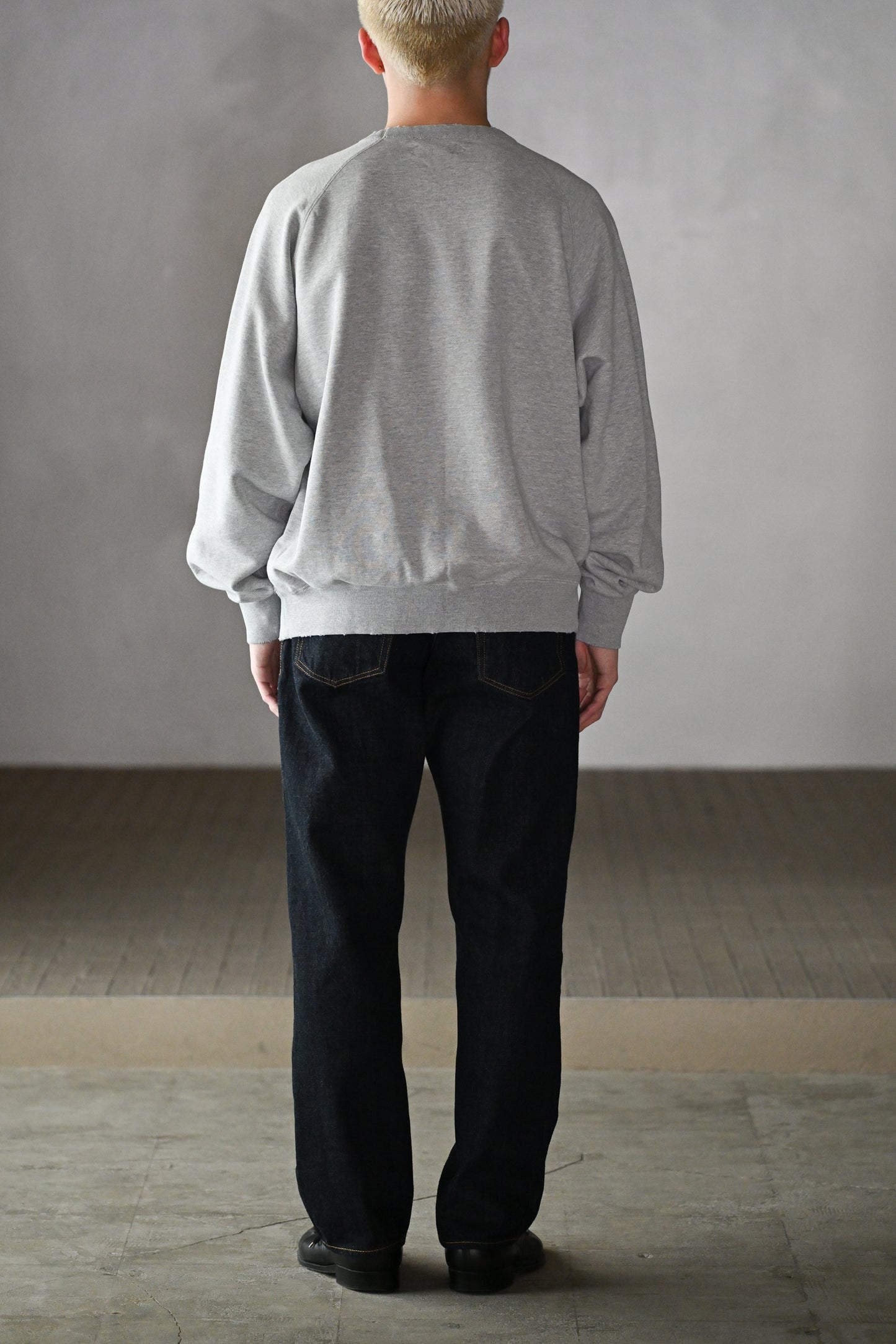 AUBERGE / VAN -TOP GRAY