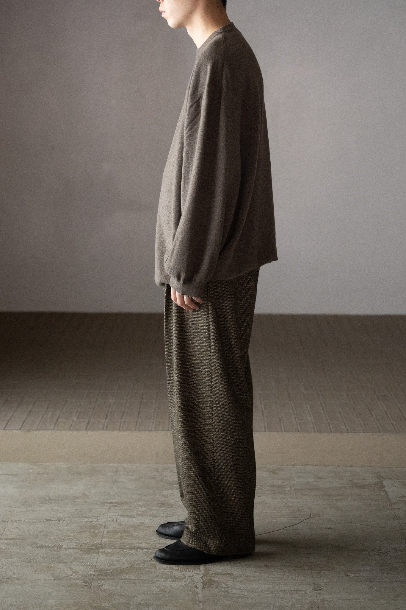 Cristaseya / ROUND NECK FLANNEL OVERSIZED SWEATER -BROWN
