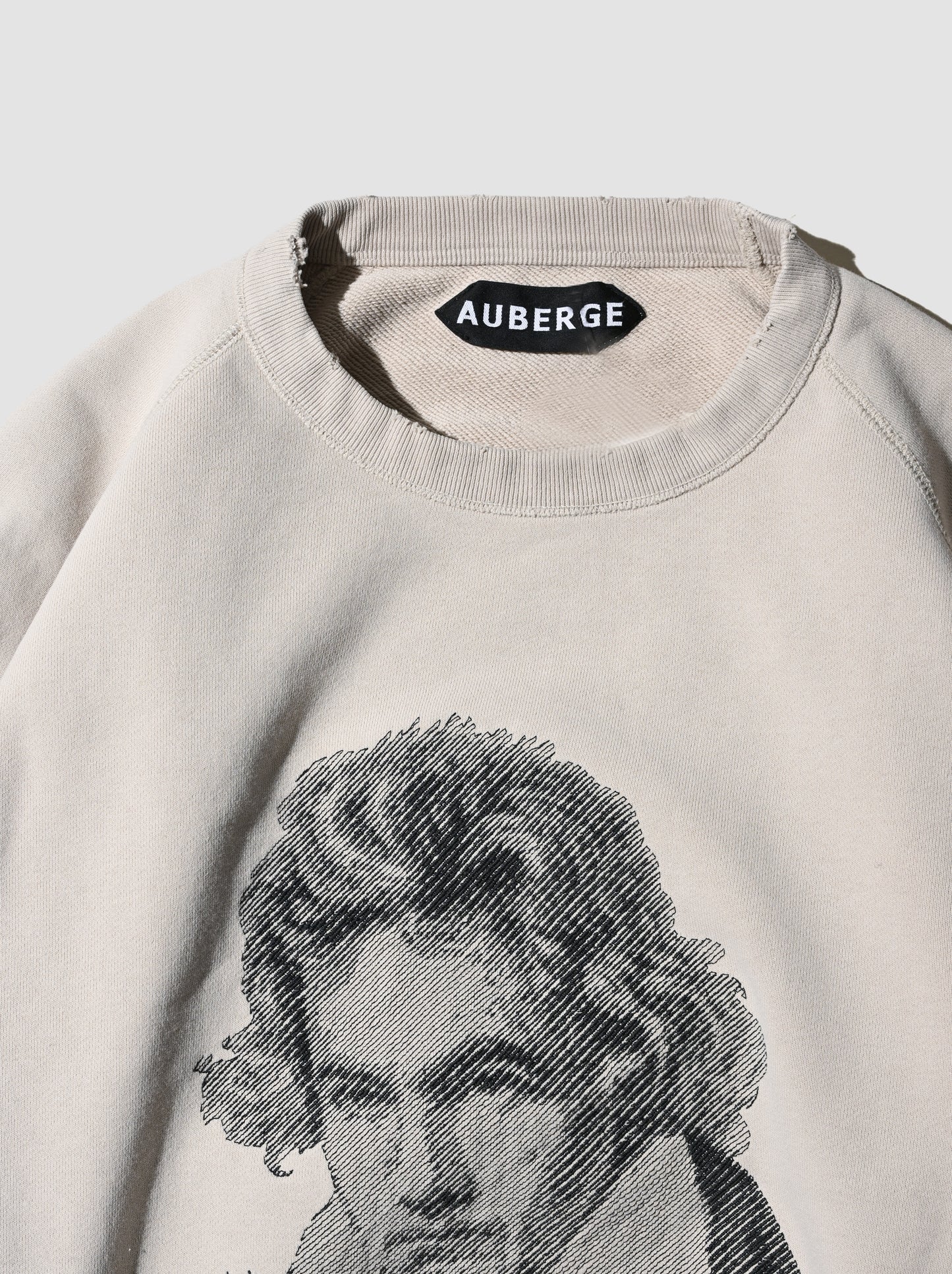 AUBERGE / VAN -CREAM