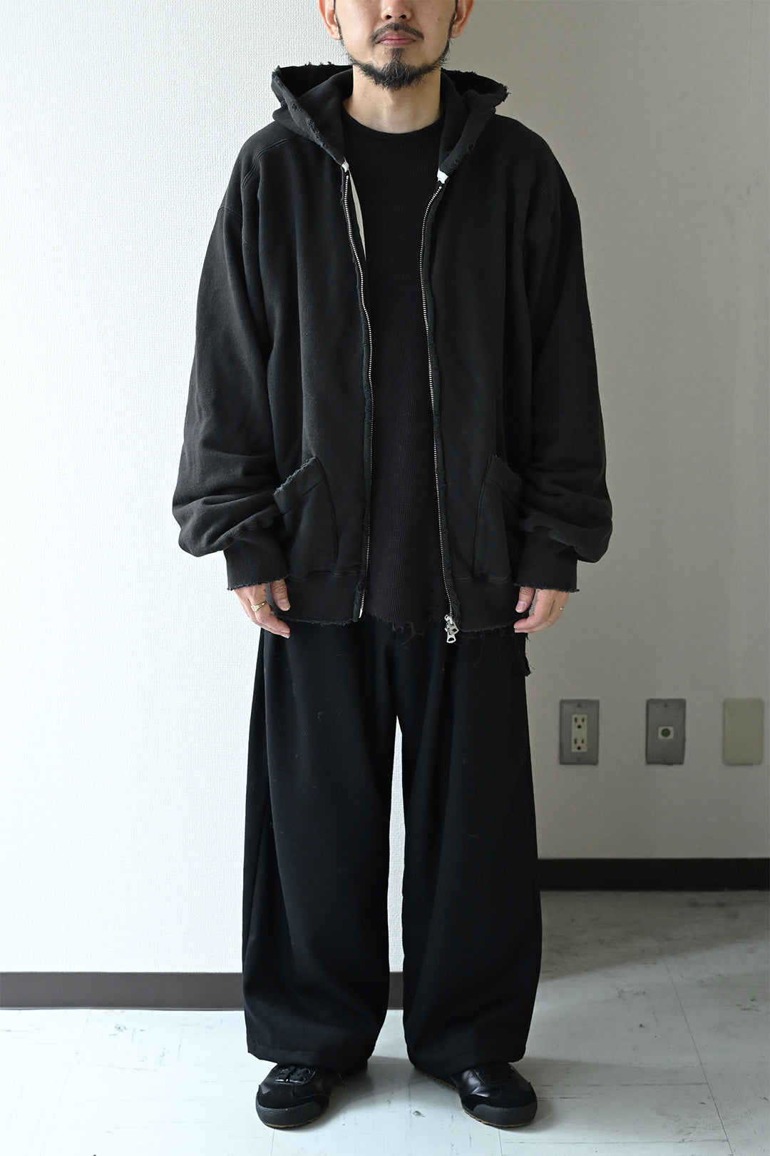 ANCELLM / ZIP UP HOODIE -BLACK