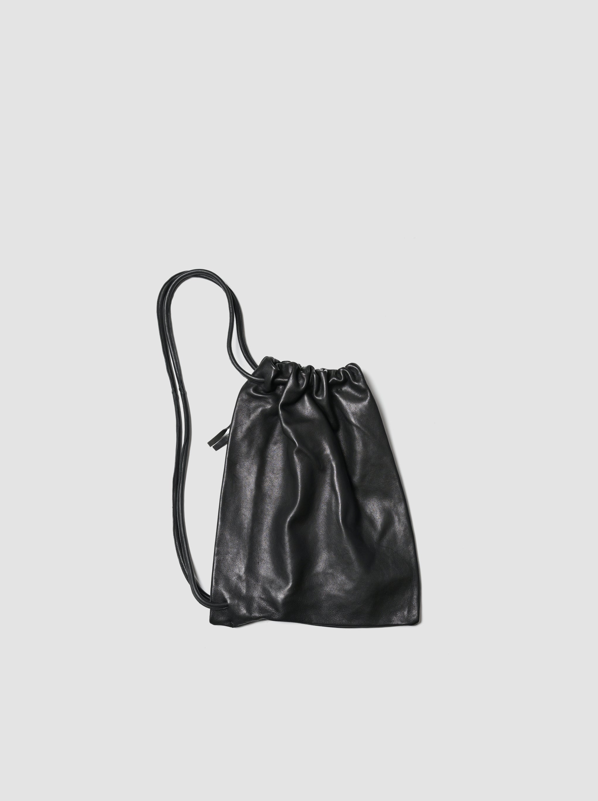 GABRIELA COLL GARMENTS / LEATHER GATHERED CROSSED BAG -BLACK