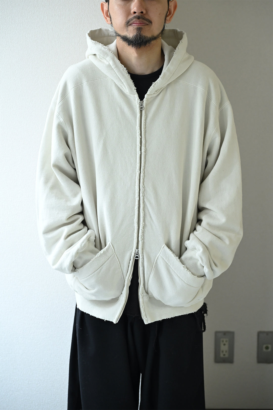 ANCELLM / ZIP UP HOODIE -G.WHITE