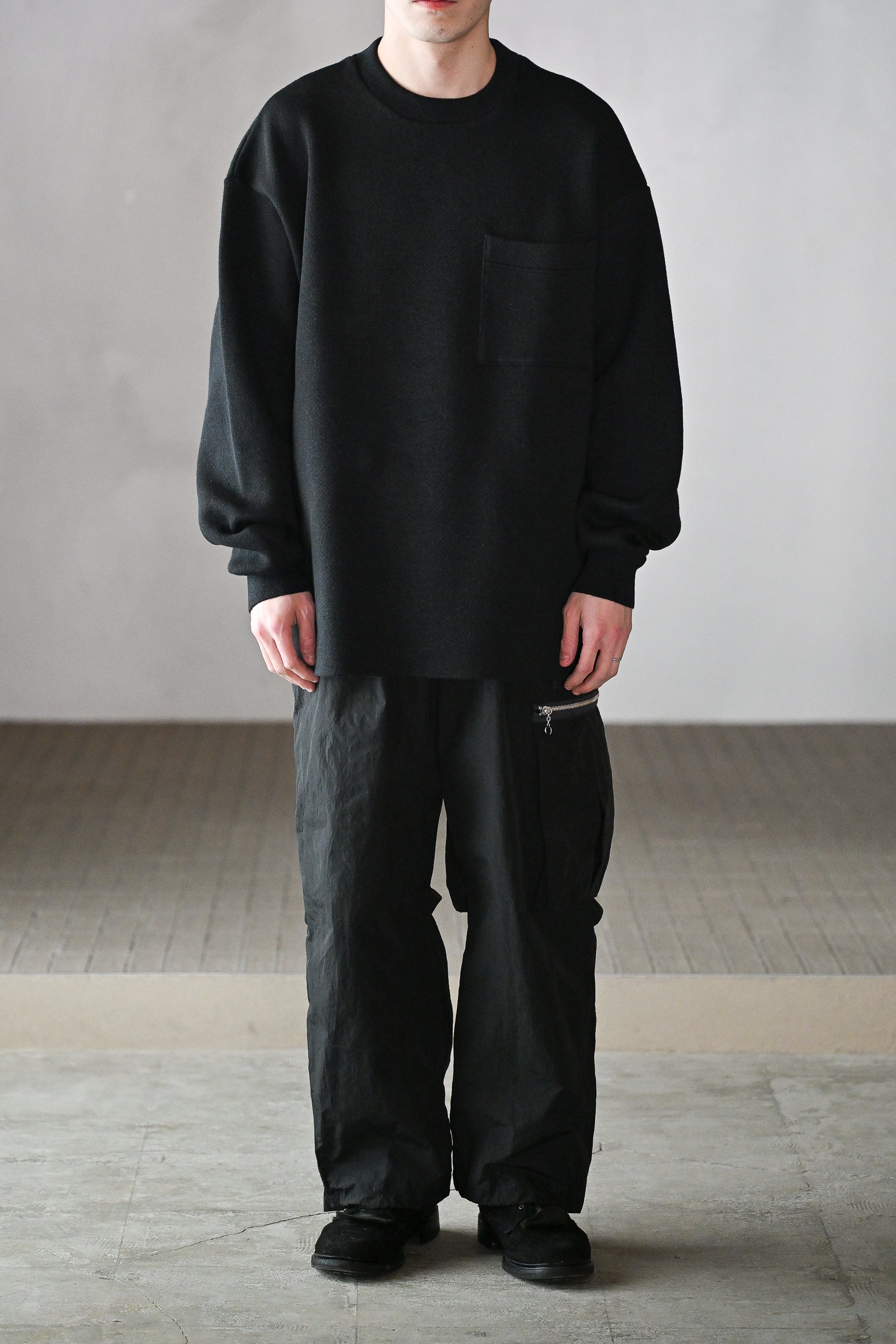 barbell object / un sl pt -BLACK – and father