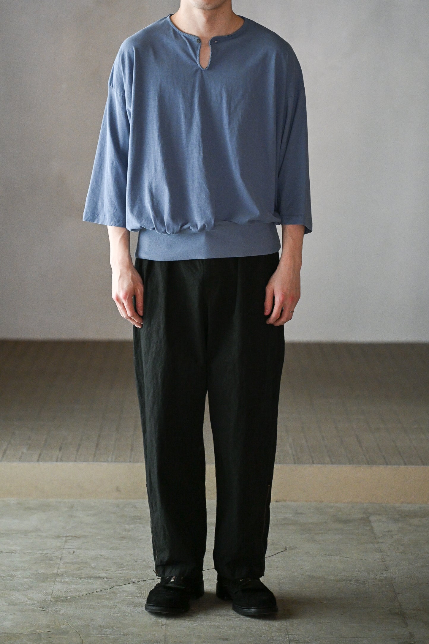 barbell object / hh top -ASH