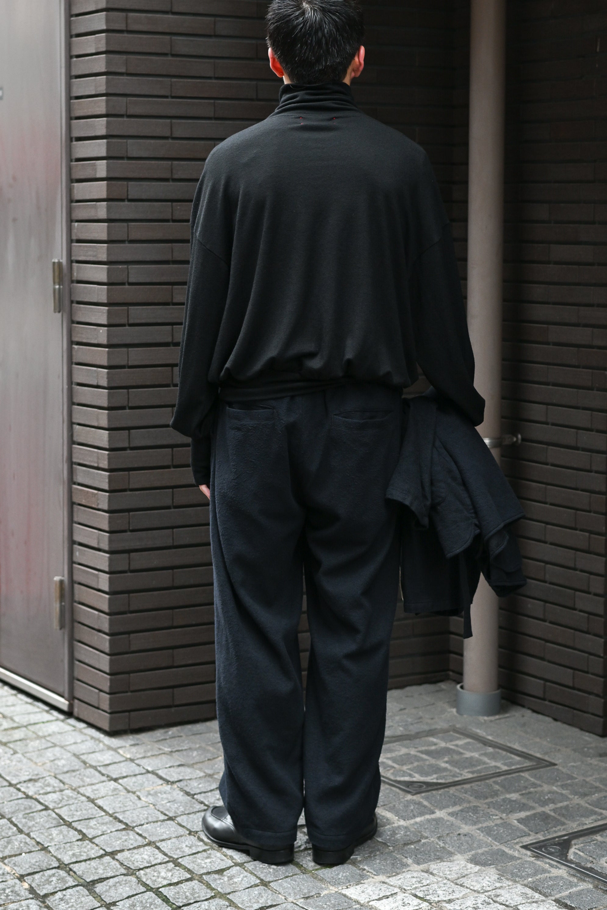 25aw 新品 barbell object clip tuck pt 1 barbell object clip tuck pt(Black) - DIMPLE