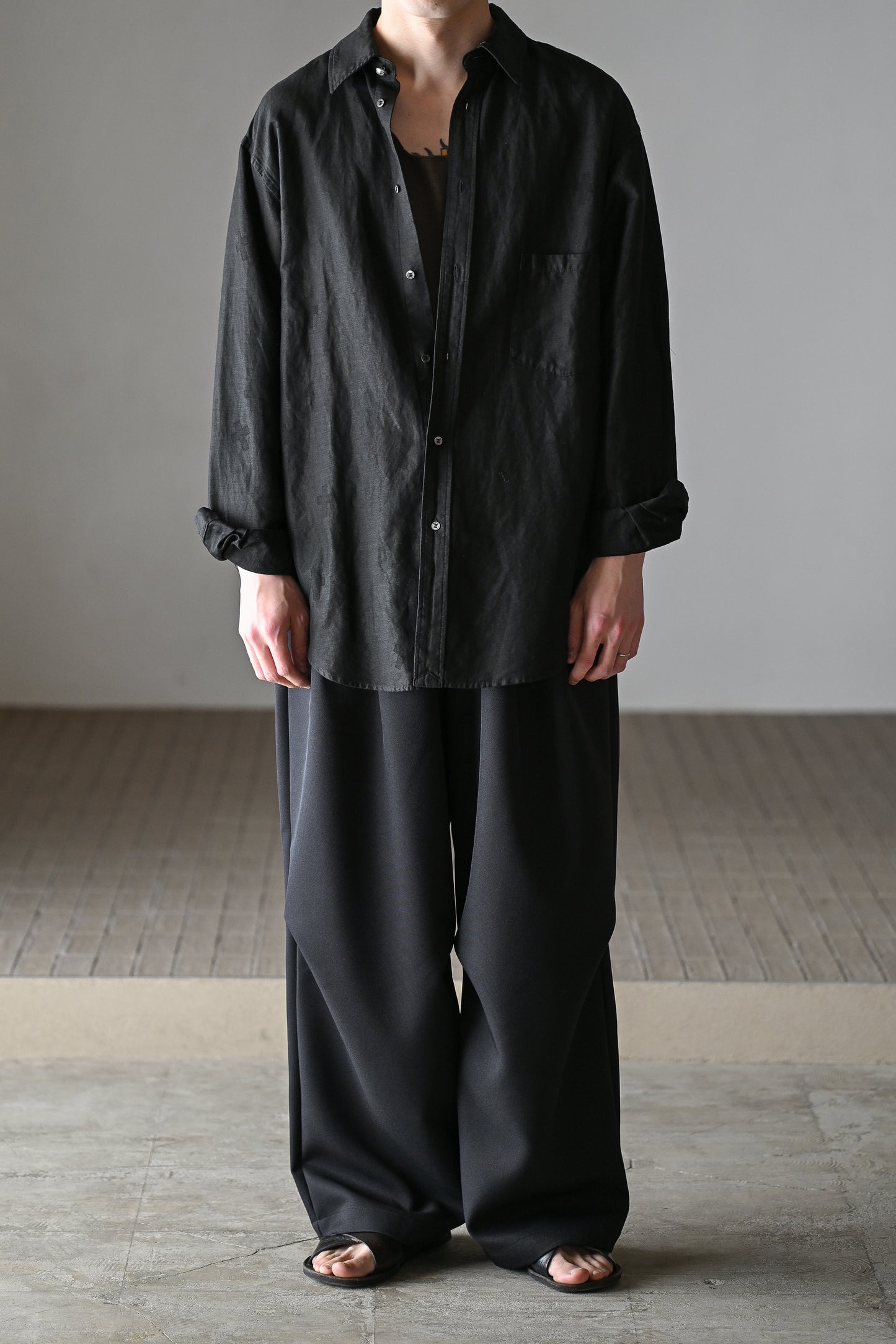 barbell object / +sh -BLACK