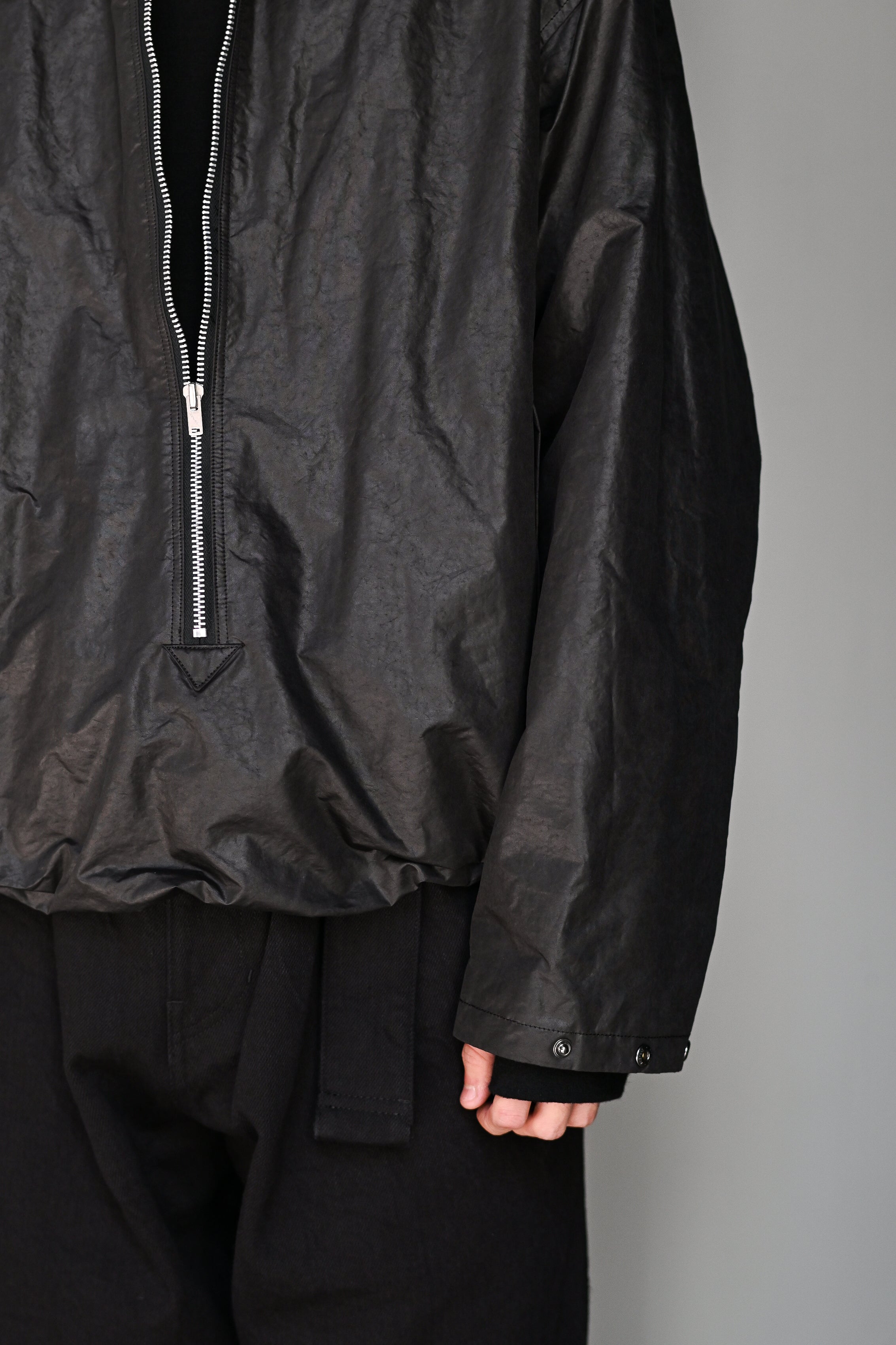 barbell object / t hn top -BLACK – and father