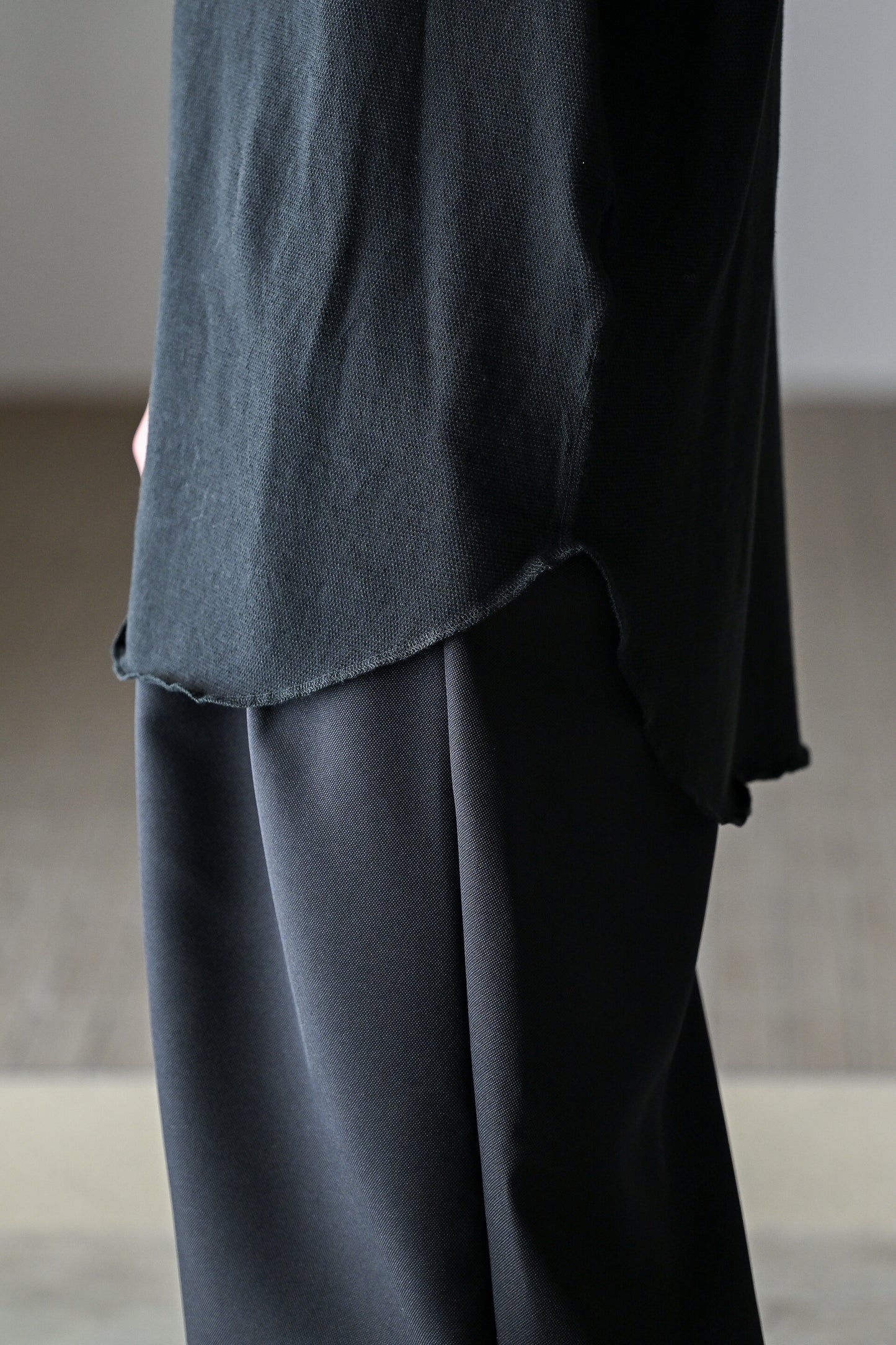 barbell object / liner top -BLACK