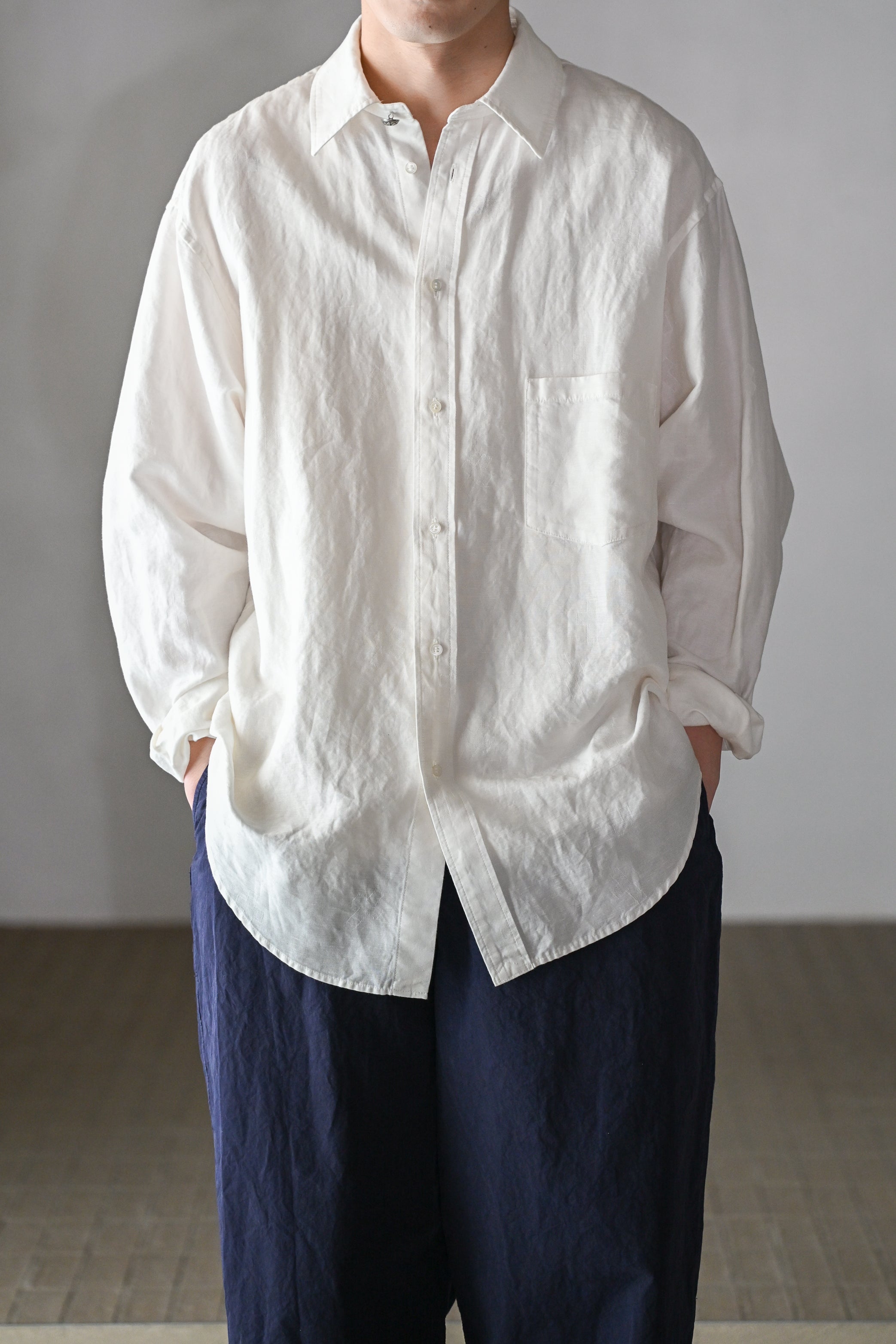 barbell object / +sh -WHITE