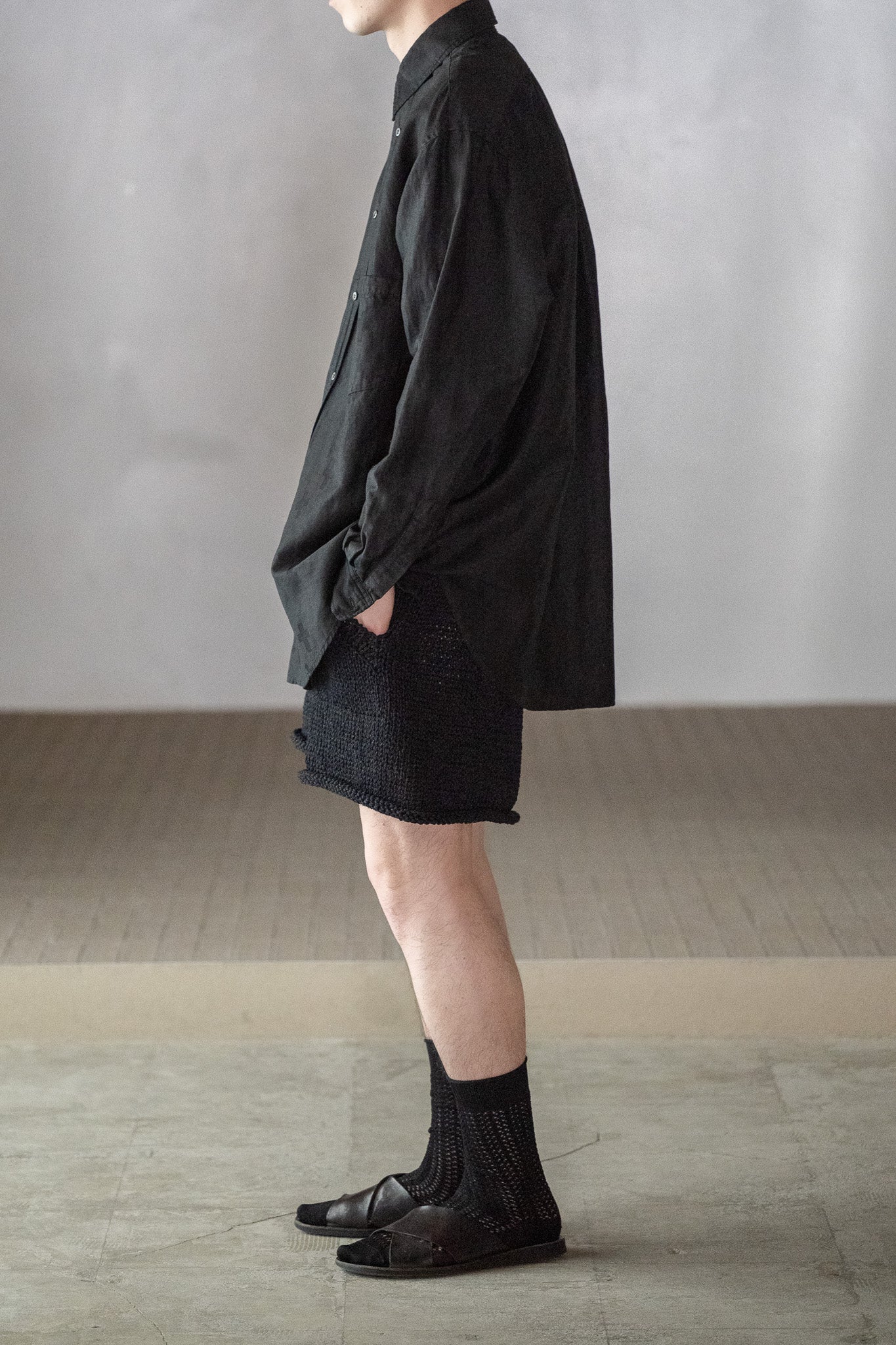 POSTELEGANT / Washi Paper Cotton Hand Knit Shorts -BLACK – and father