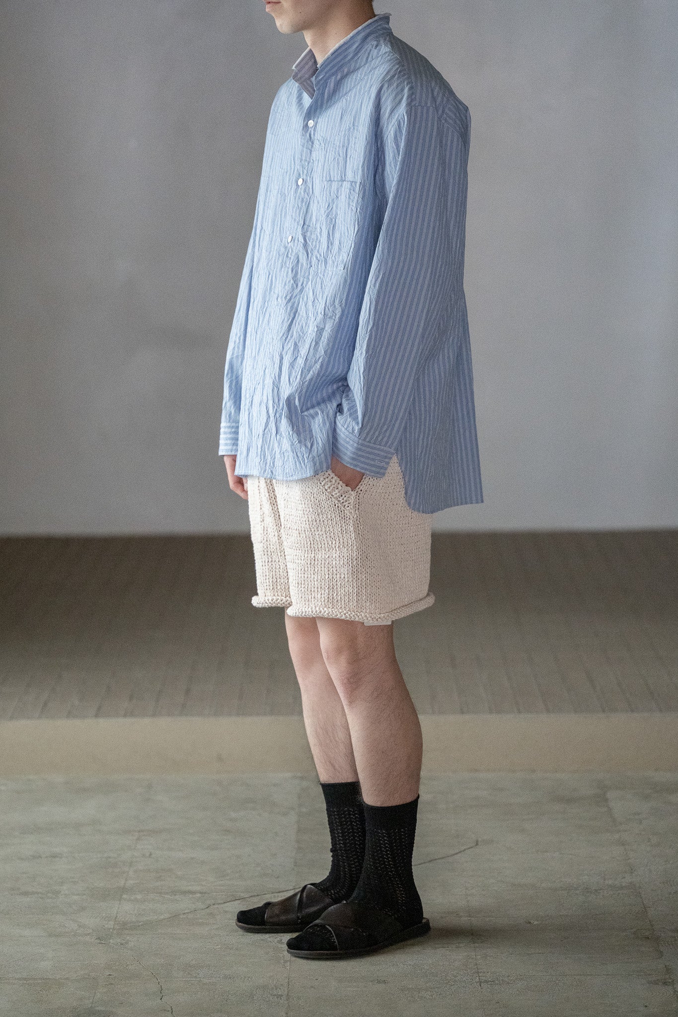 POSTELEGANT / Washi Paper Cotton Hand Knit Shorts -ECRU