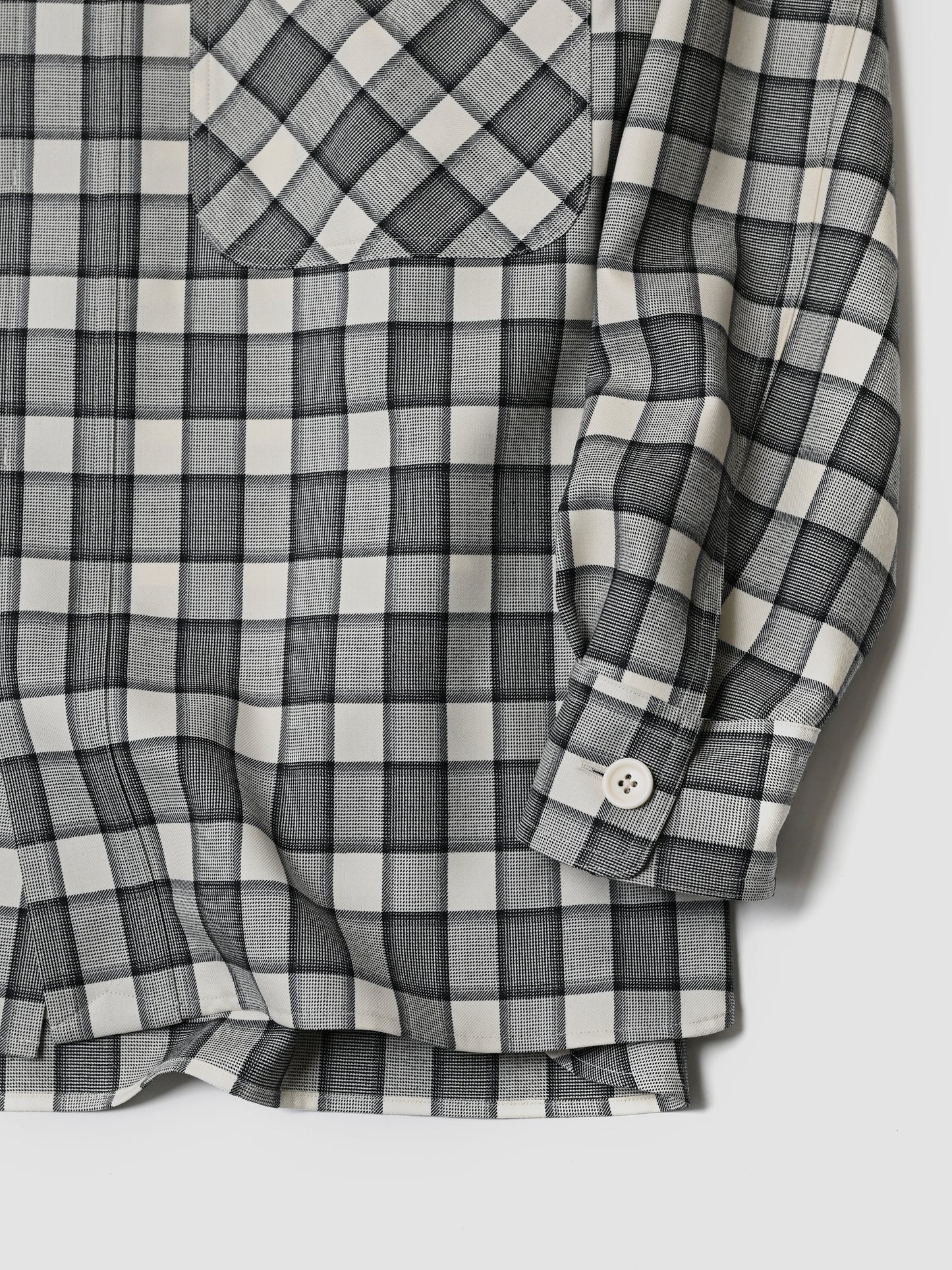 ANTOS. / DOUBLE POCKET OVER SHIRT -WHITE/BLACK