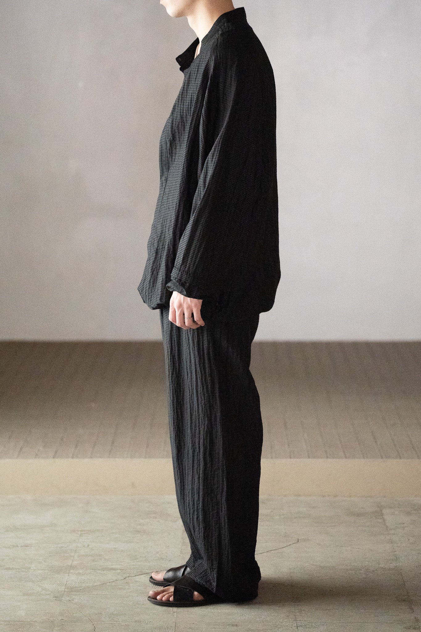 barbell object / uneven s/l top -BLACK – and father