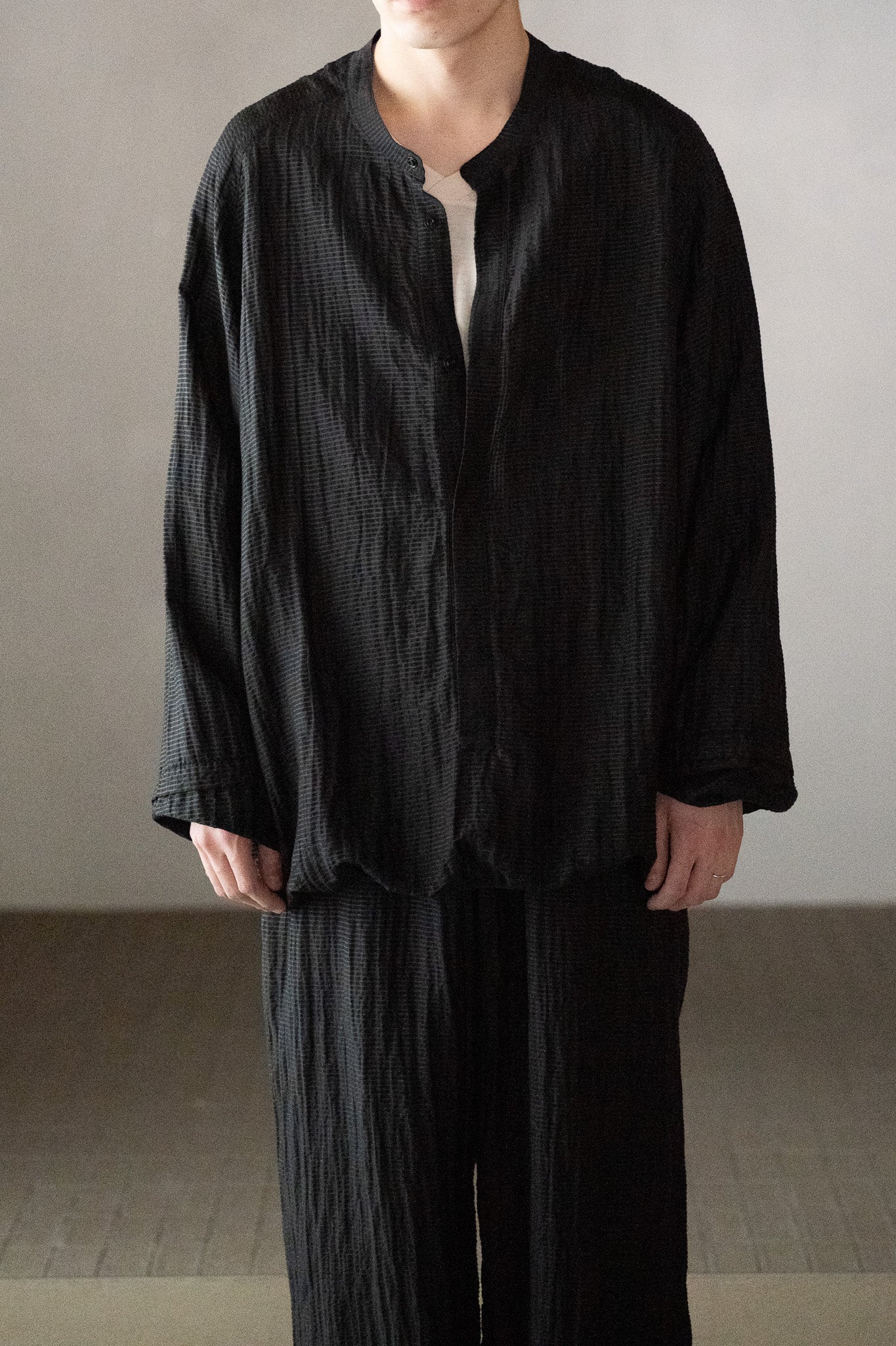 トップス barbell object - uneven s/l top barbell object / uneven s/l top -BLACK – and father
