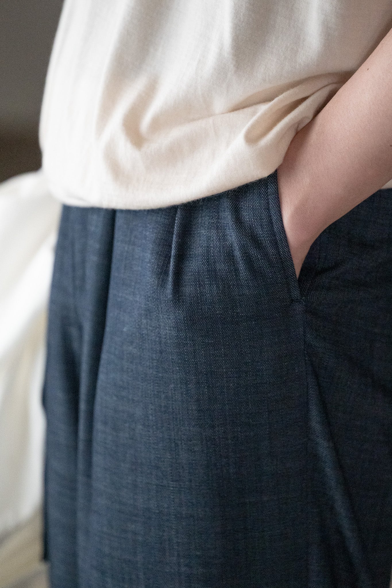 m's braque / exclusive / BELTED TUCKED BAGGY PANTS -NAVY – and father