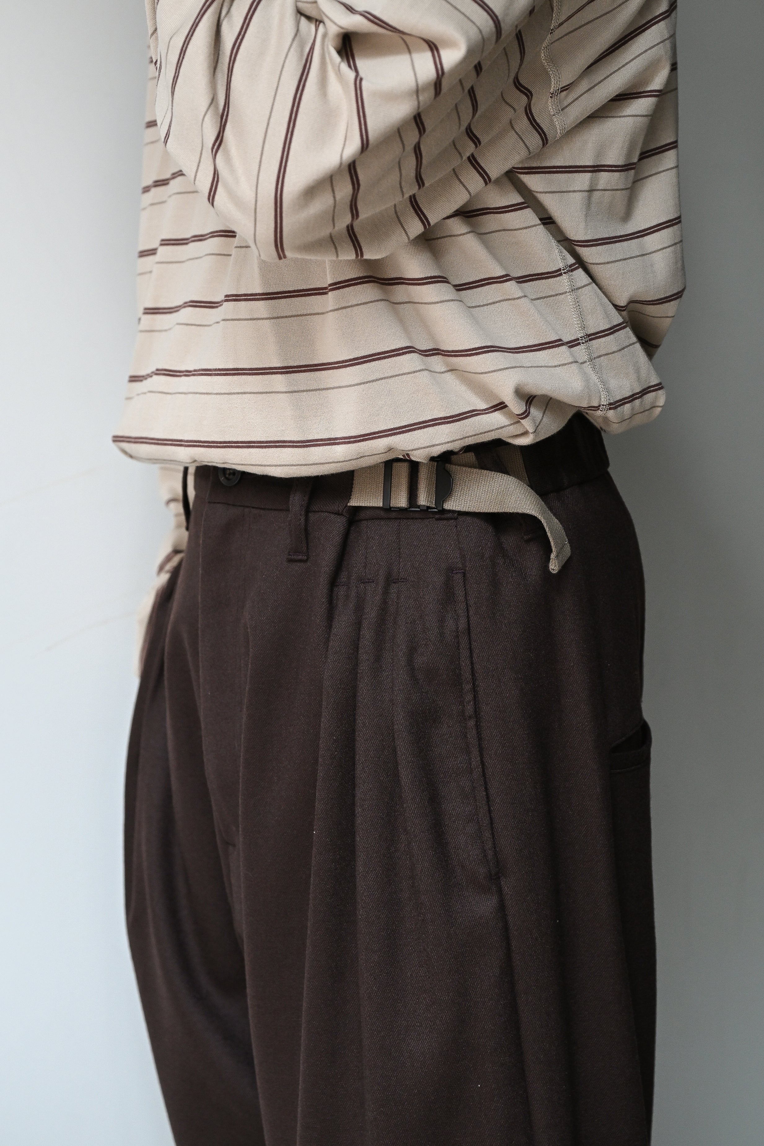 ANCELLM / BELTED WOOL SLACKS -BROWN