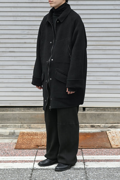 barbell object / r/w off coat -BLACK