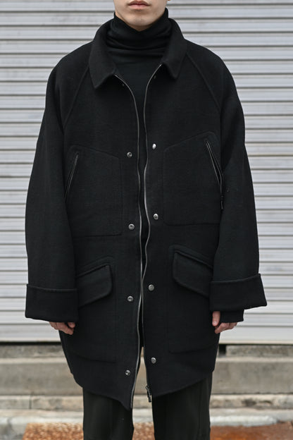 barbell object / r/w off coat -BLACK