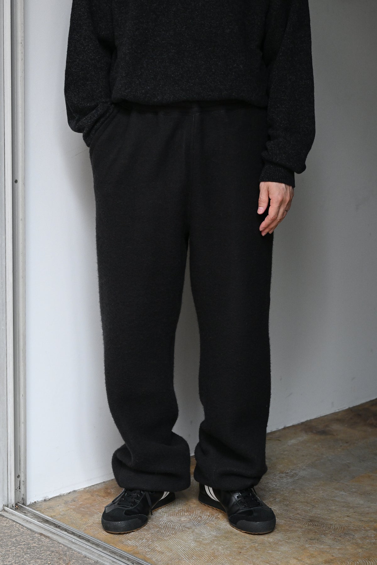 WHOWHAT / WOOL×COTTON SWEAT PANTS -BLACK