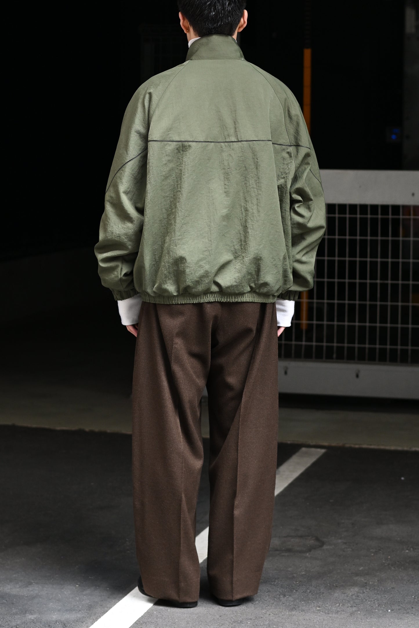 Antwort / LEATHER PIPED BOMBER JACKET -GREEN