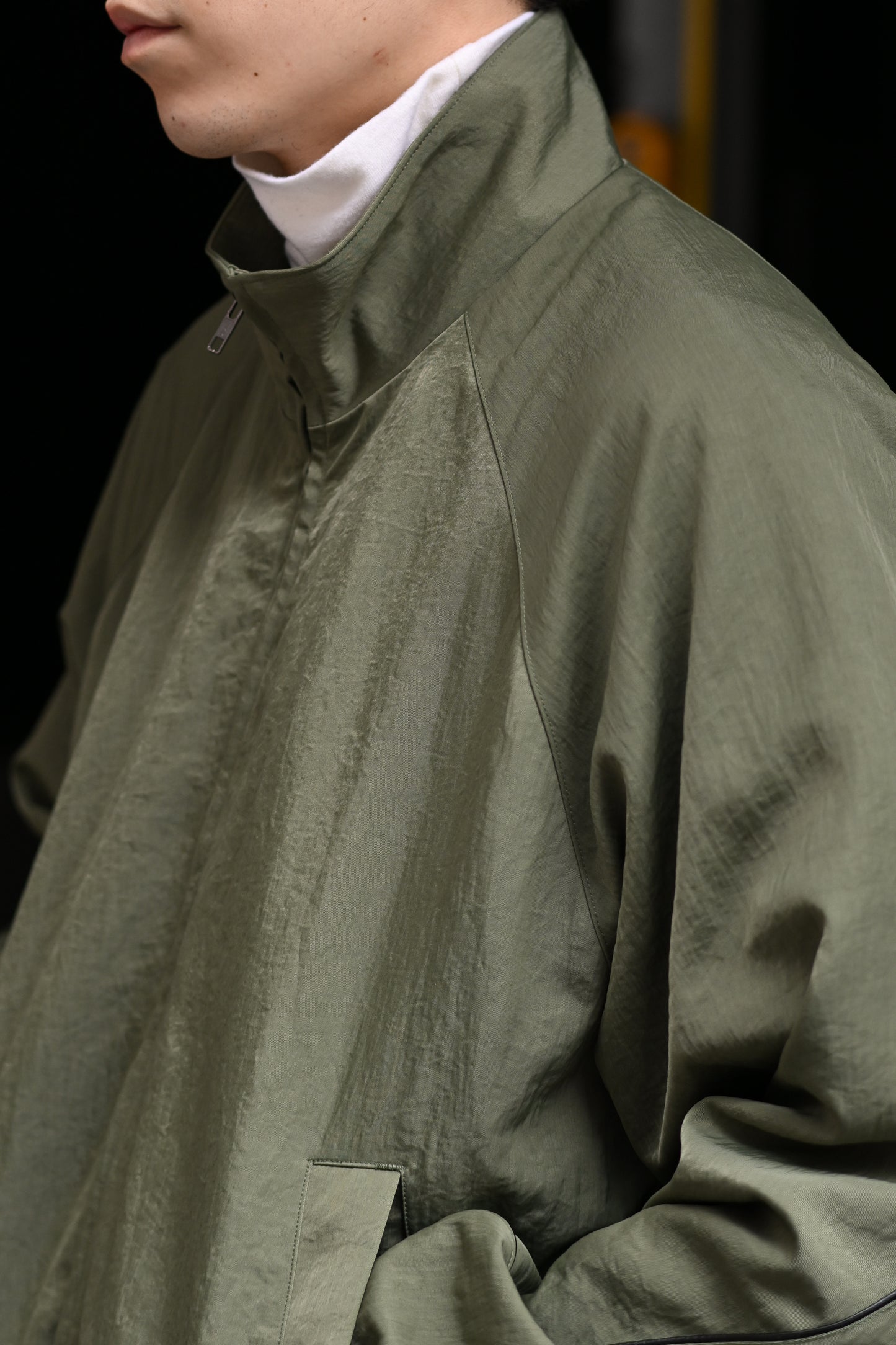 Antwort / LEATHER PIPED BOMBER JACKET -GREEN