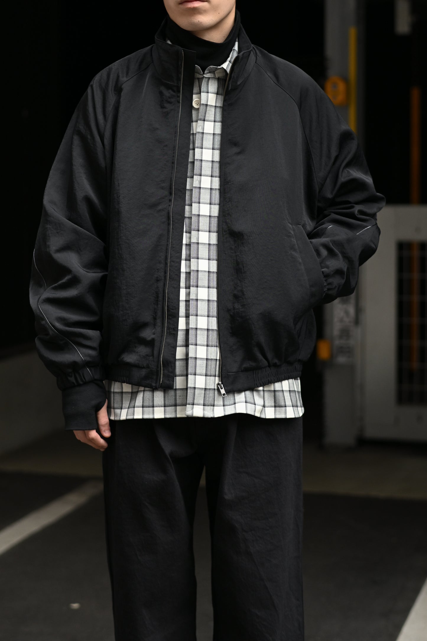 Antwort / LEATHER PIPED BOMBER JACKET -BLACK