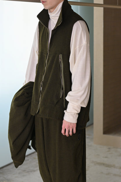 barbell object / flower vest -MOSS